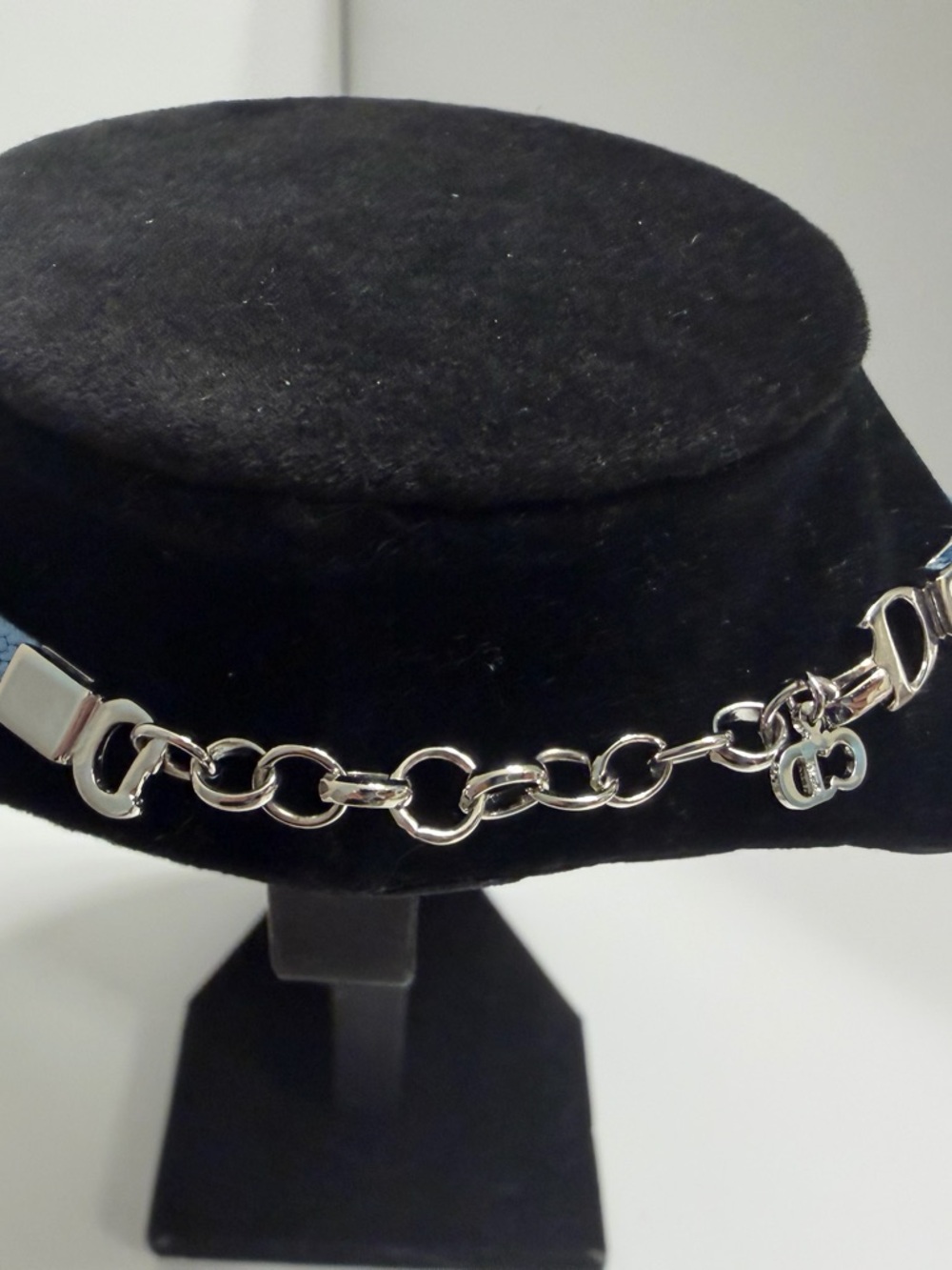 NIB- Christian Dior Blue Ribbon Choker - Picture 4 of 7